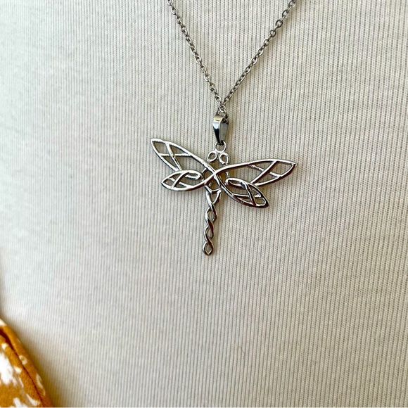 Dragonfly Heart Knot Necklace - Picture 3 of 4